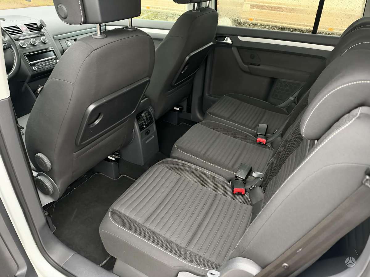 Volkswagen Touran 2014 — photo 8