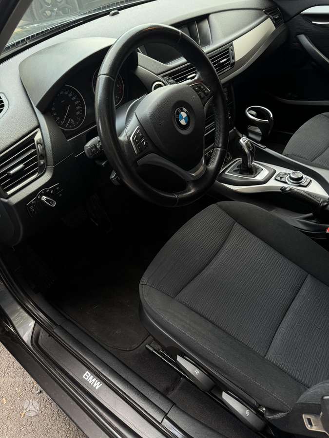 BMW X1 2013 — photo 12