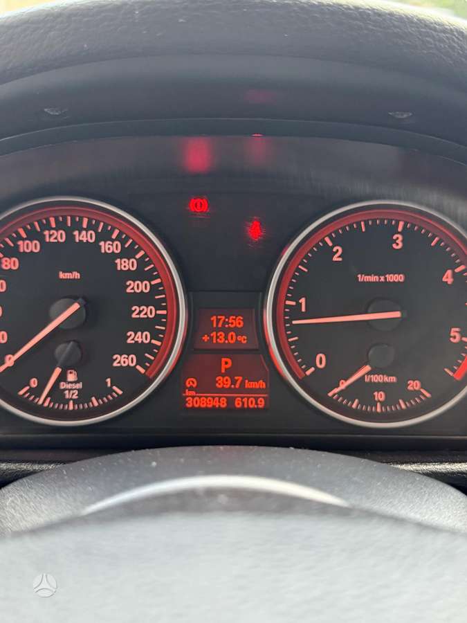 BMW X1 2013 — photo 5
