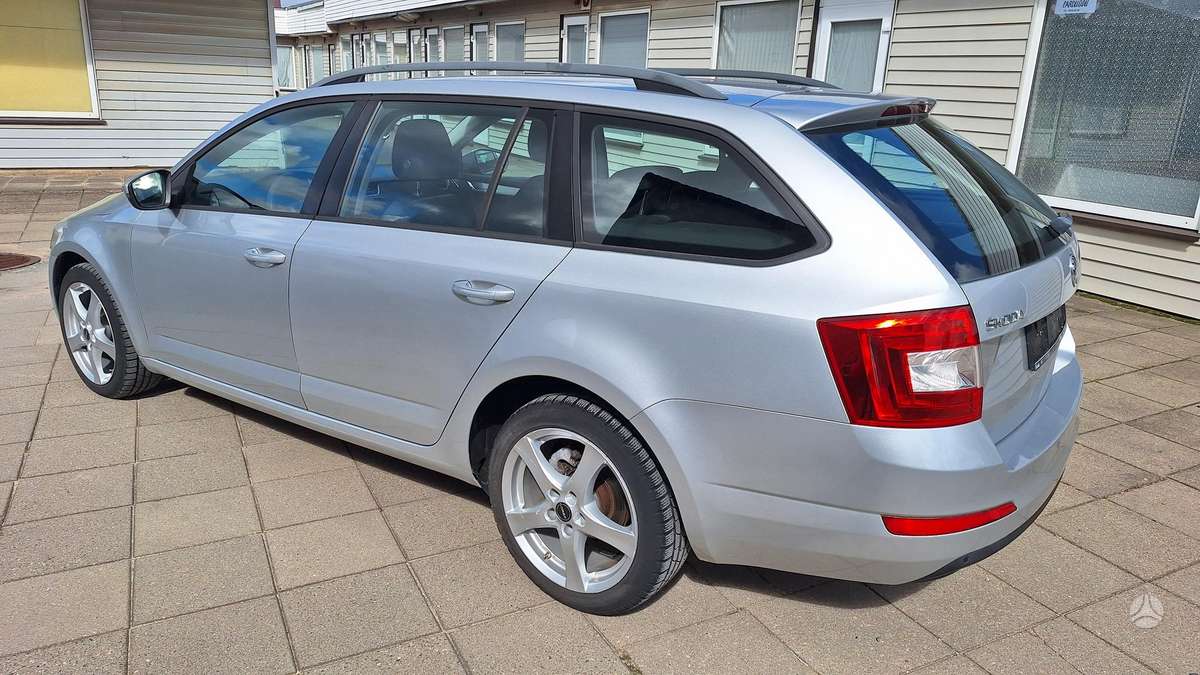 Skoda Octavia 2014 — фото 11