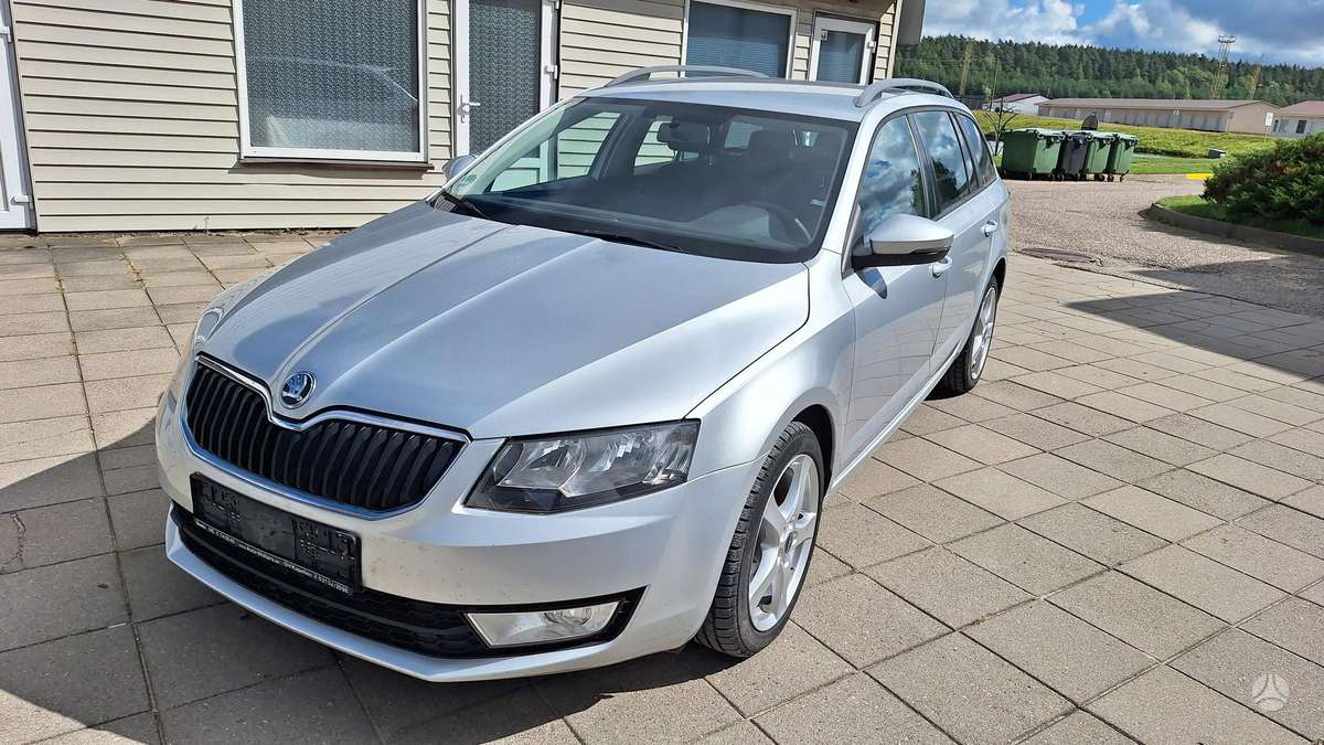 Skoda Octavia 2014 — вигляд ззаду