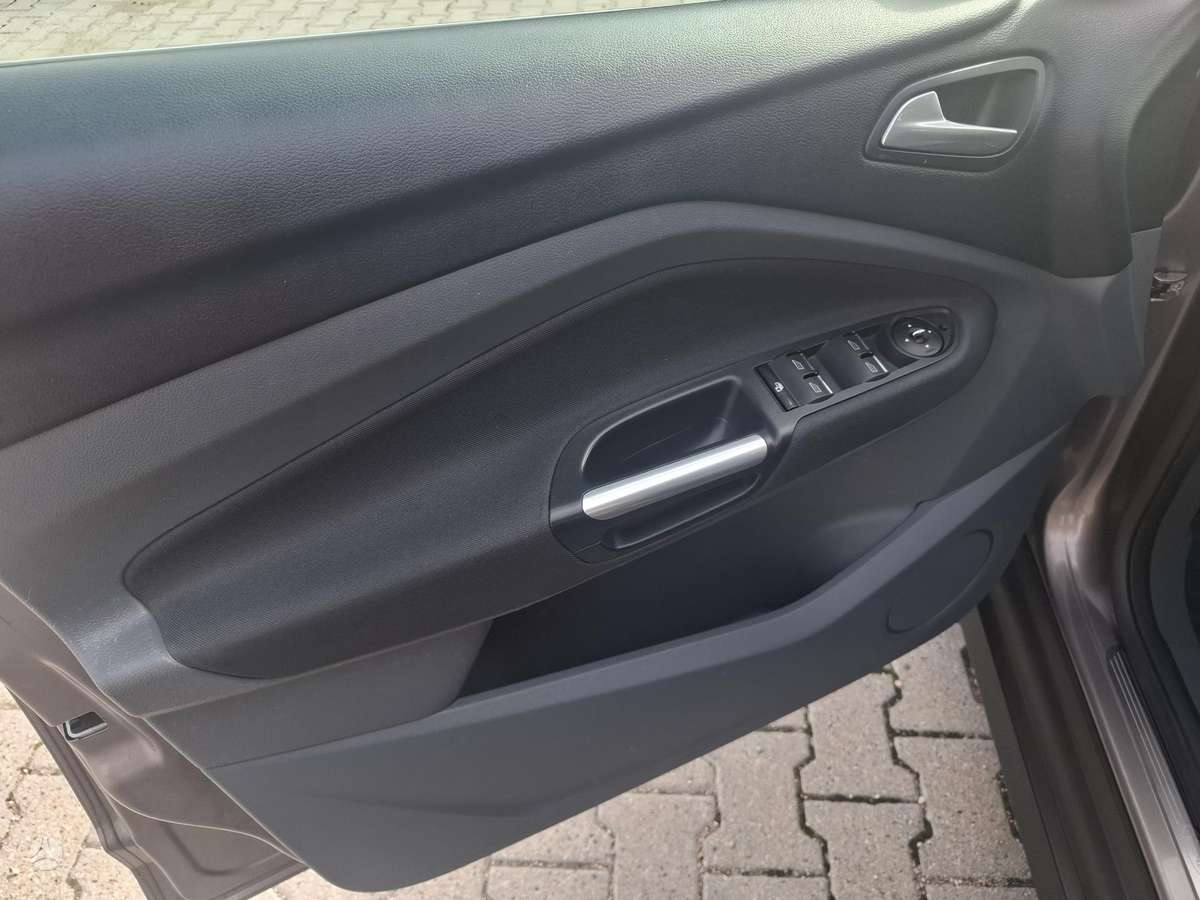 Ford C-MAX 2013 — фото 10
