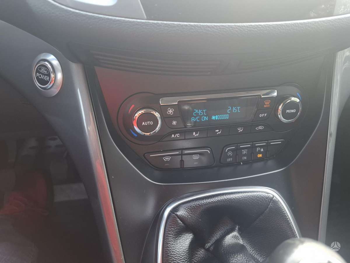 Ford C-MAX 2013 — фото 14