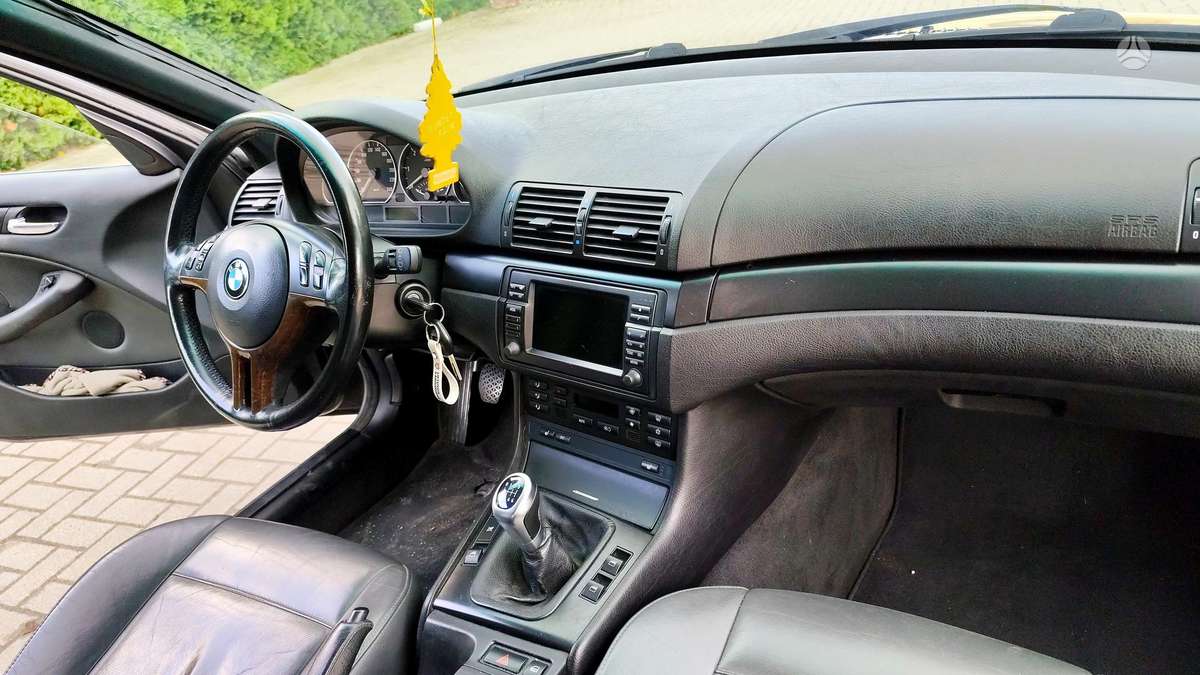 BMW 320 2004 — photo 29