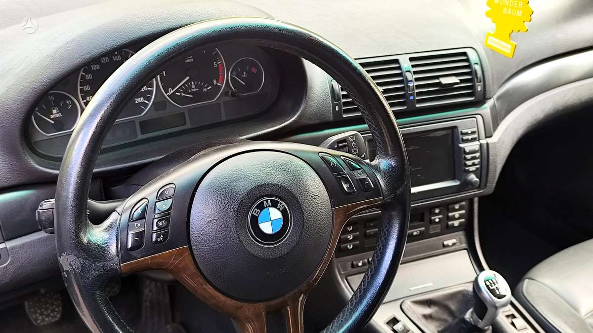 BMW 320 2004 — photo 30