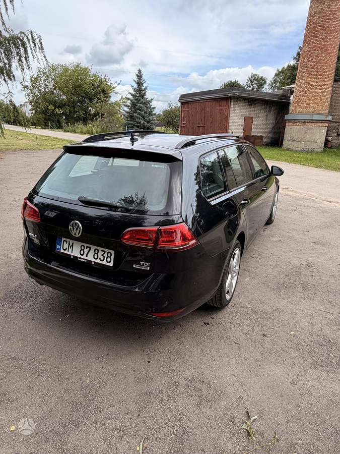 Volkswagen Golf 2014 — interior