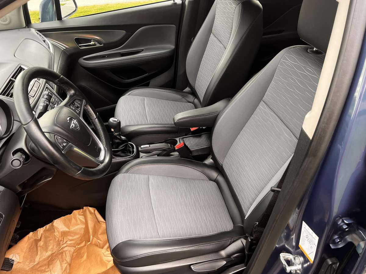 Opel Mokka 2015 — фото 11