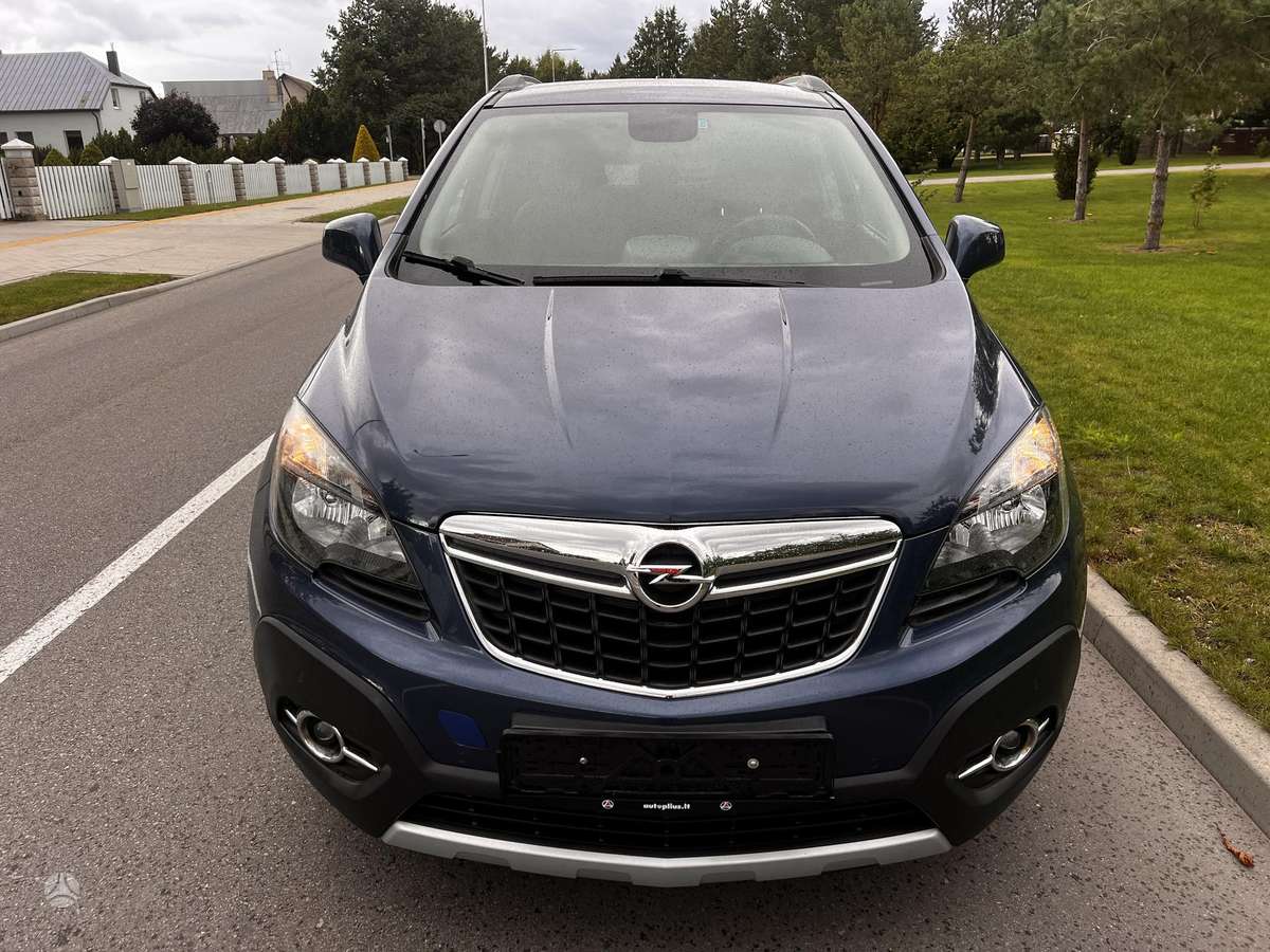 Opel Mokka 2015 — вигляд ззаду