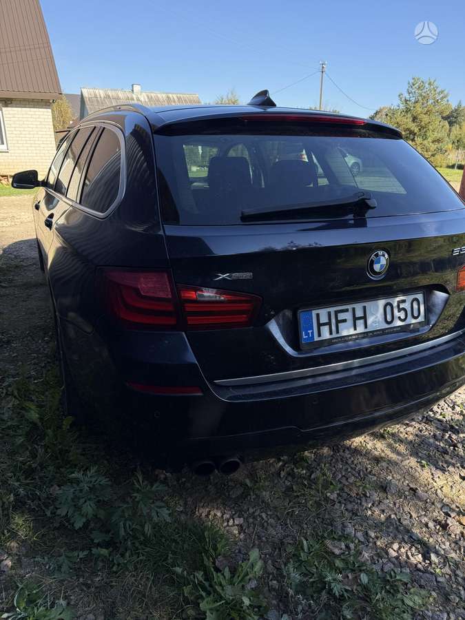 BMW 530 2011 — engine 2993 cm³, 258 HP (190kW)