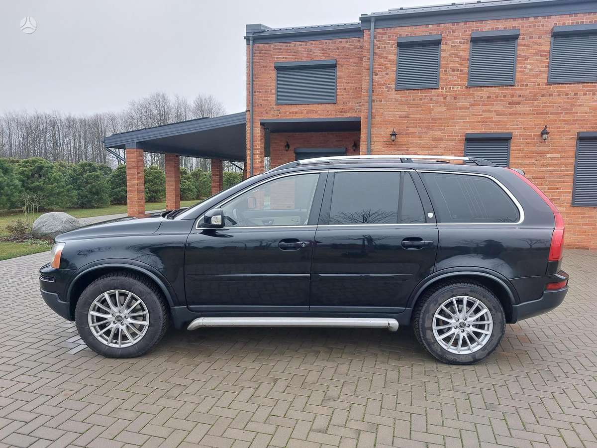 Volvo XC90 2006 — rear view