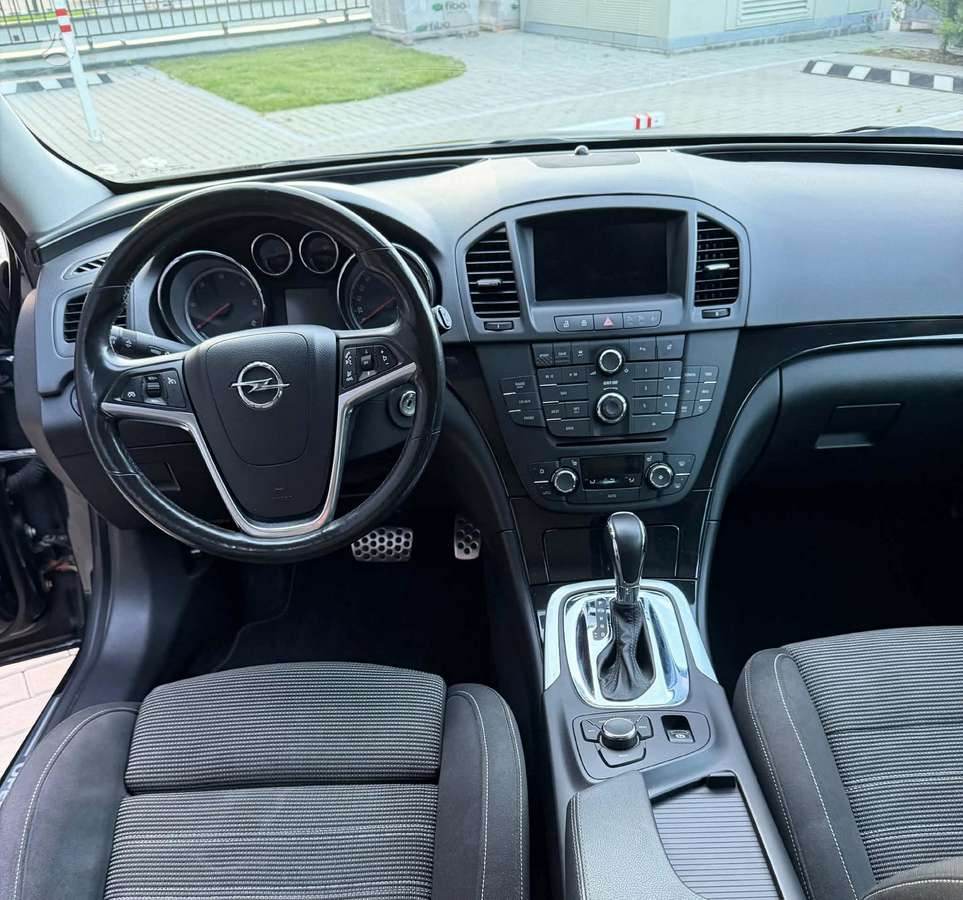 Opel Insignia 2012 — photo 5