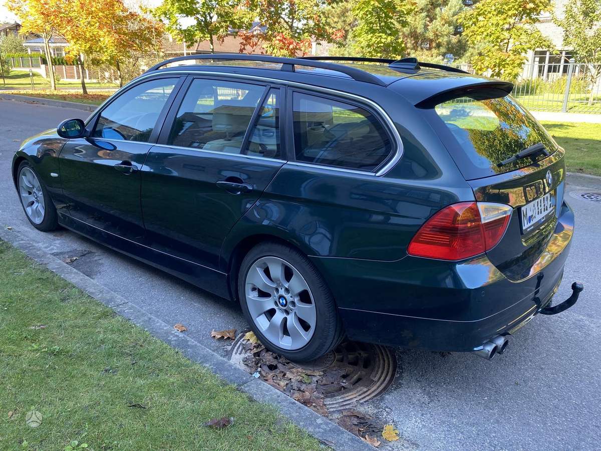 BMW 325 2008 — двигун 2993 cm³, 197 HP (145kW)