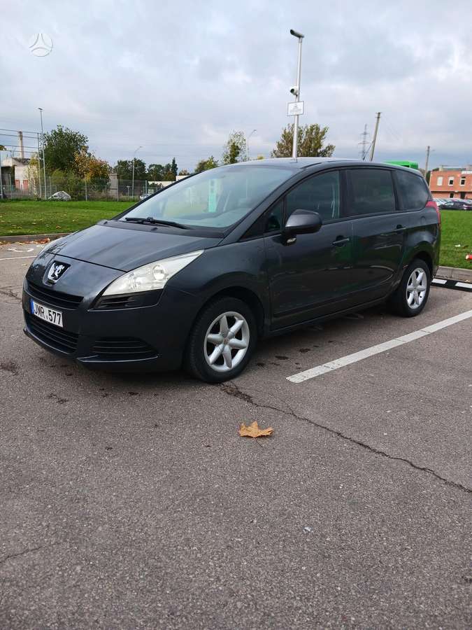 Peugeot 5008 2010 — авто для ЗСУ з Європи