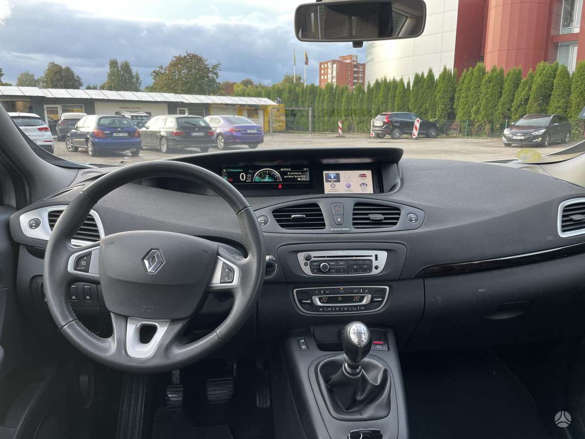 Renault Grand 2013 — photo 15