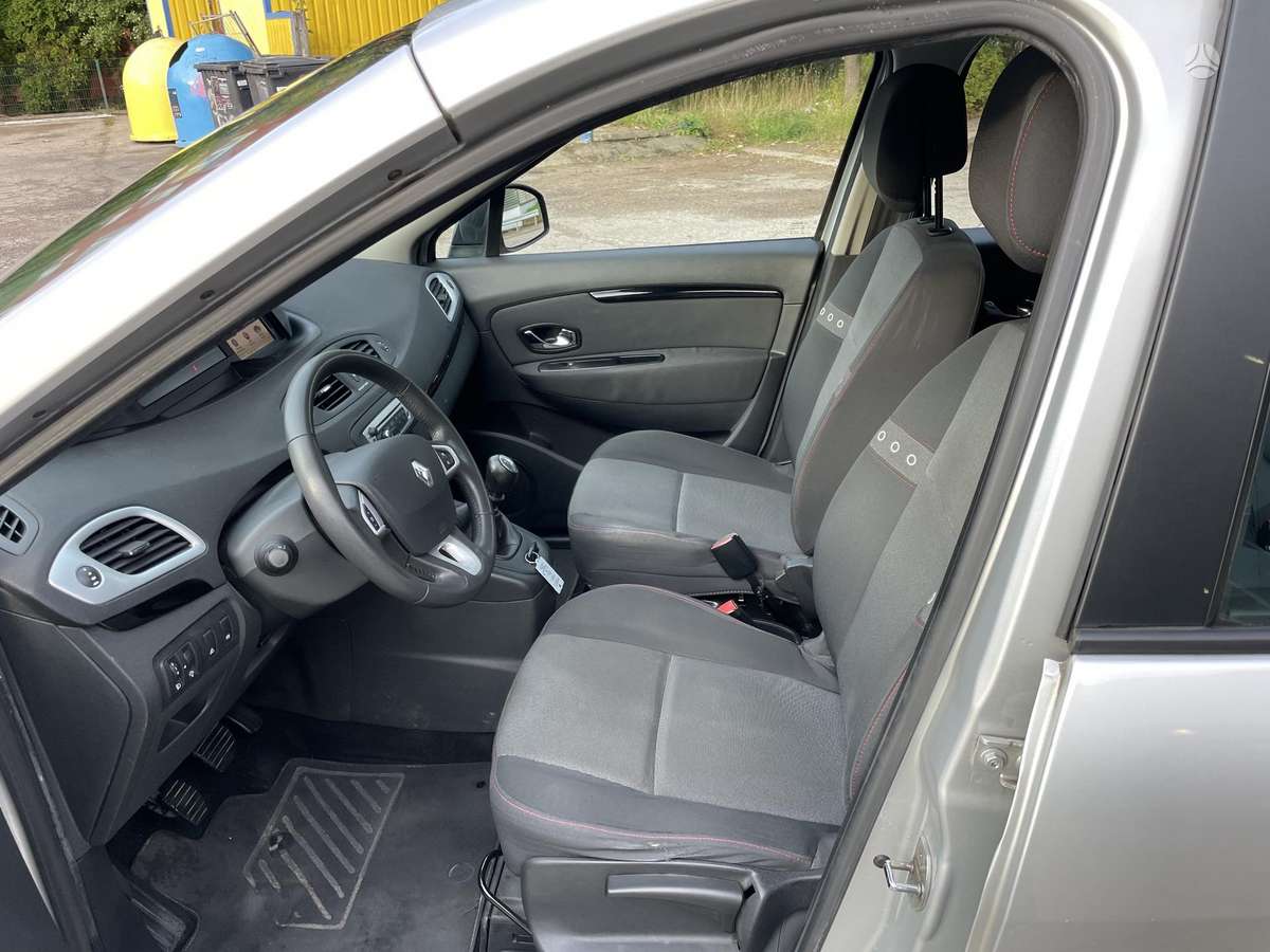 Renault Grand 2013 — photo 17
