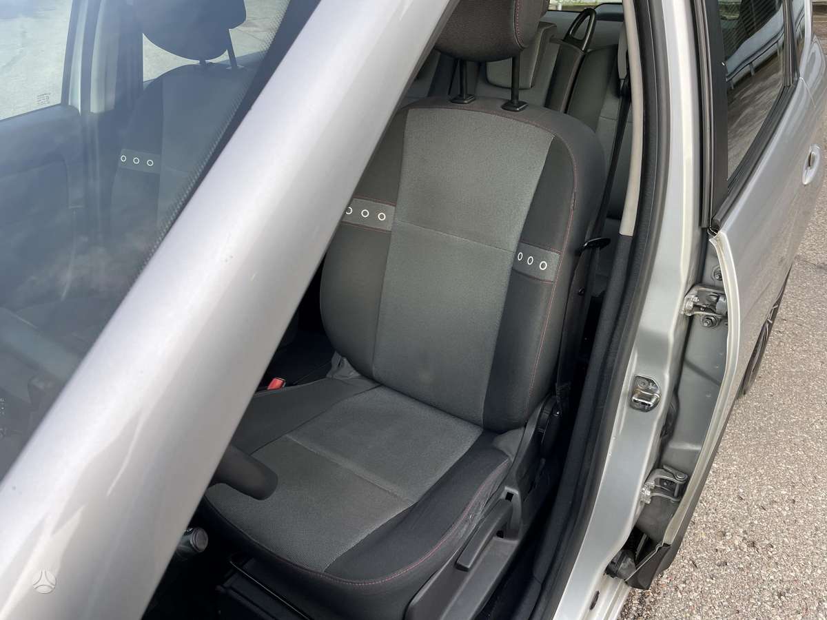 Renault Grand 2013 — photo 18