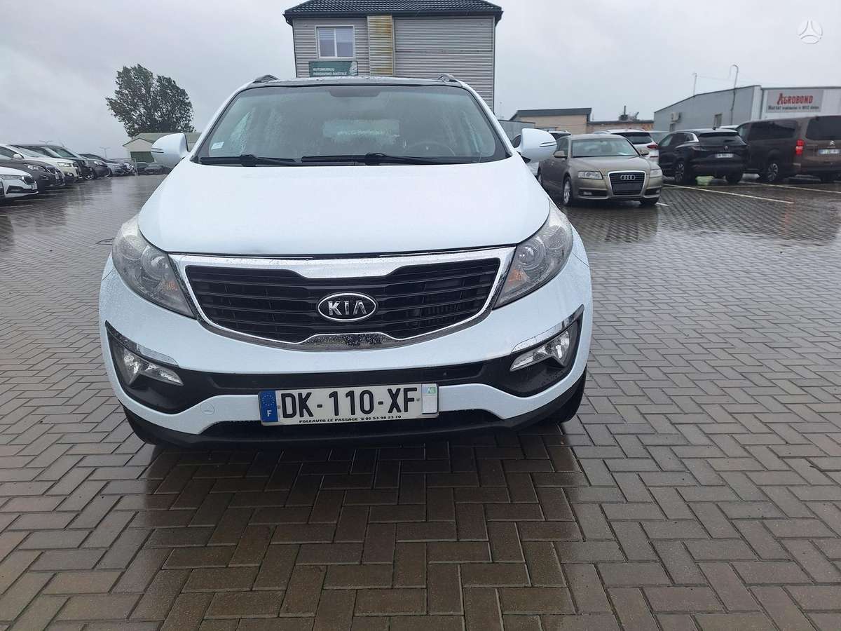 Kia Sportage 2012 — вигляд ззаду