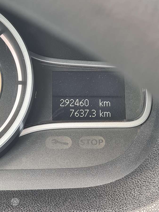 Renault Megane 2009 — photo 16
