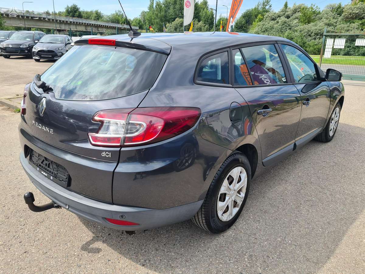 Renault Megane 2009 — engine 1461 cm³, 106 HP (78kW)