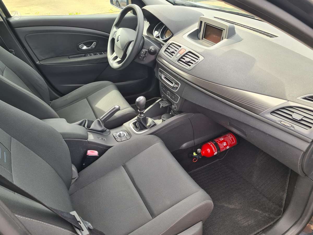 Renault Megane 2009 — photo 9
