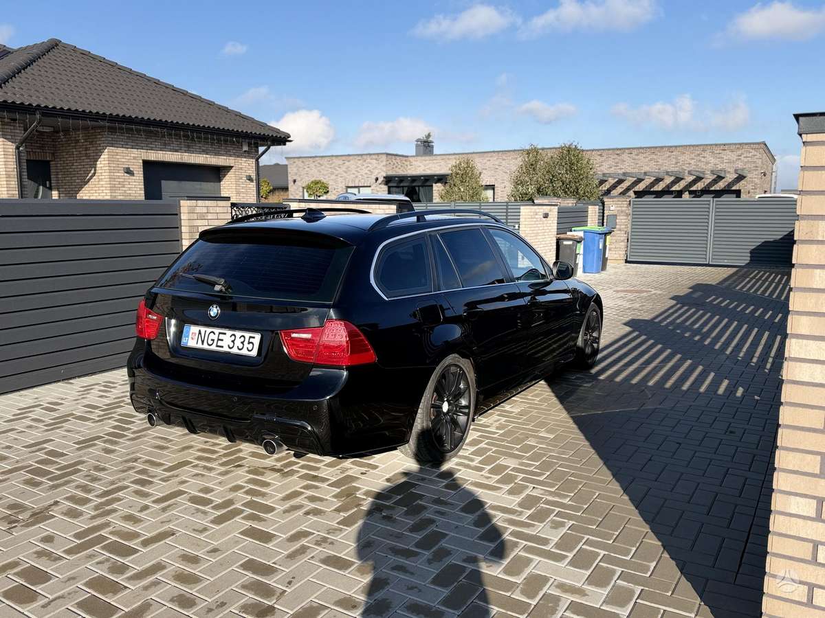 BMW 335 2009 — photo 6