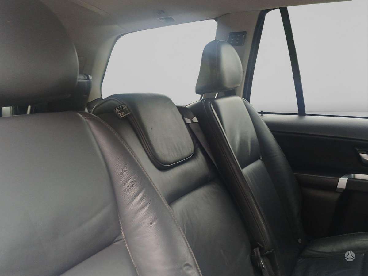 Volvo XC90 2007 — photo 17