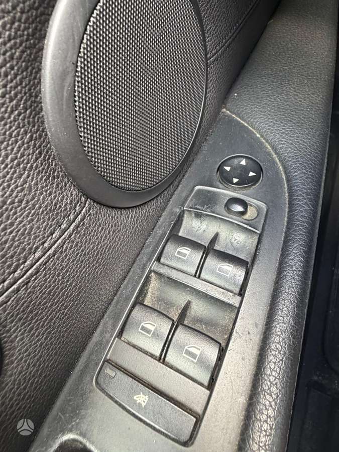 BMW 530 2008 — photo 10