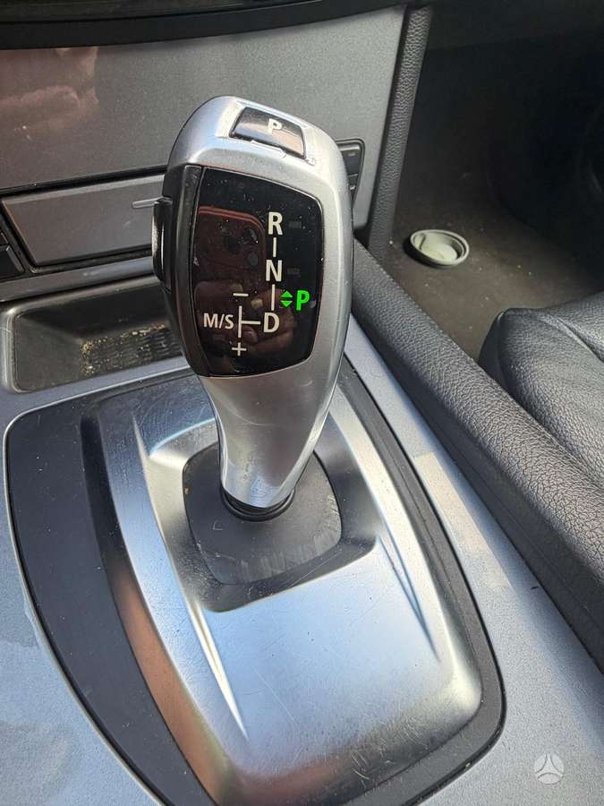 BMW 530 2008 — photo 7