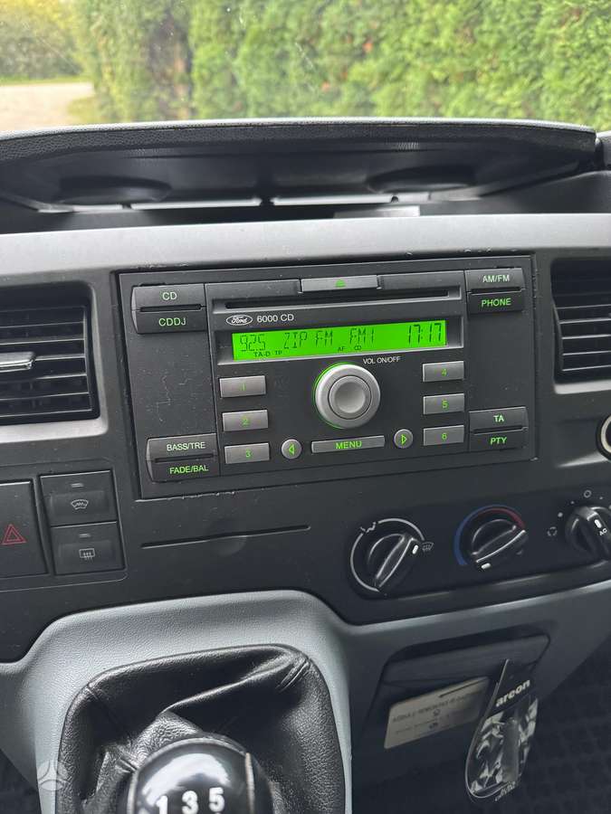 Ford Transit 2011 — photo 12