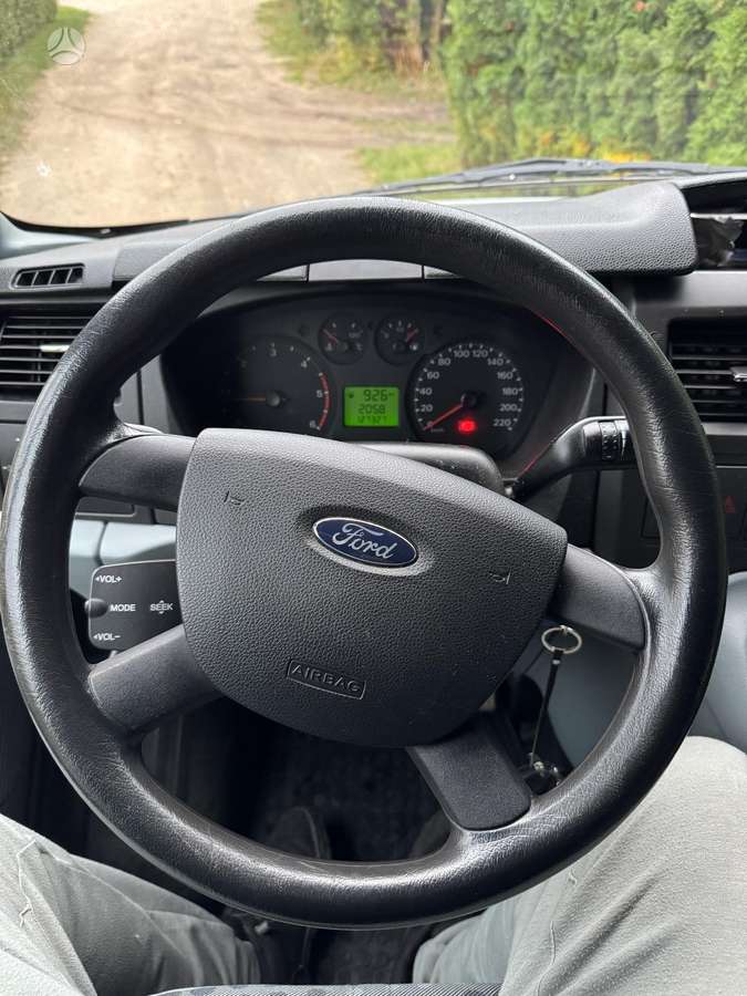 Ford Transit 2011 — photo 9