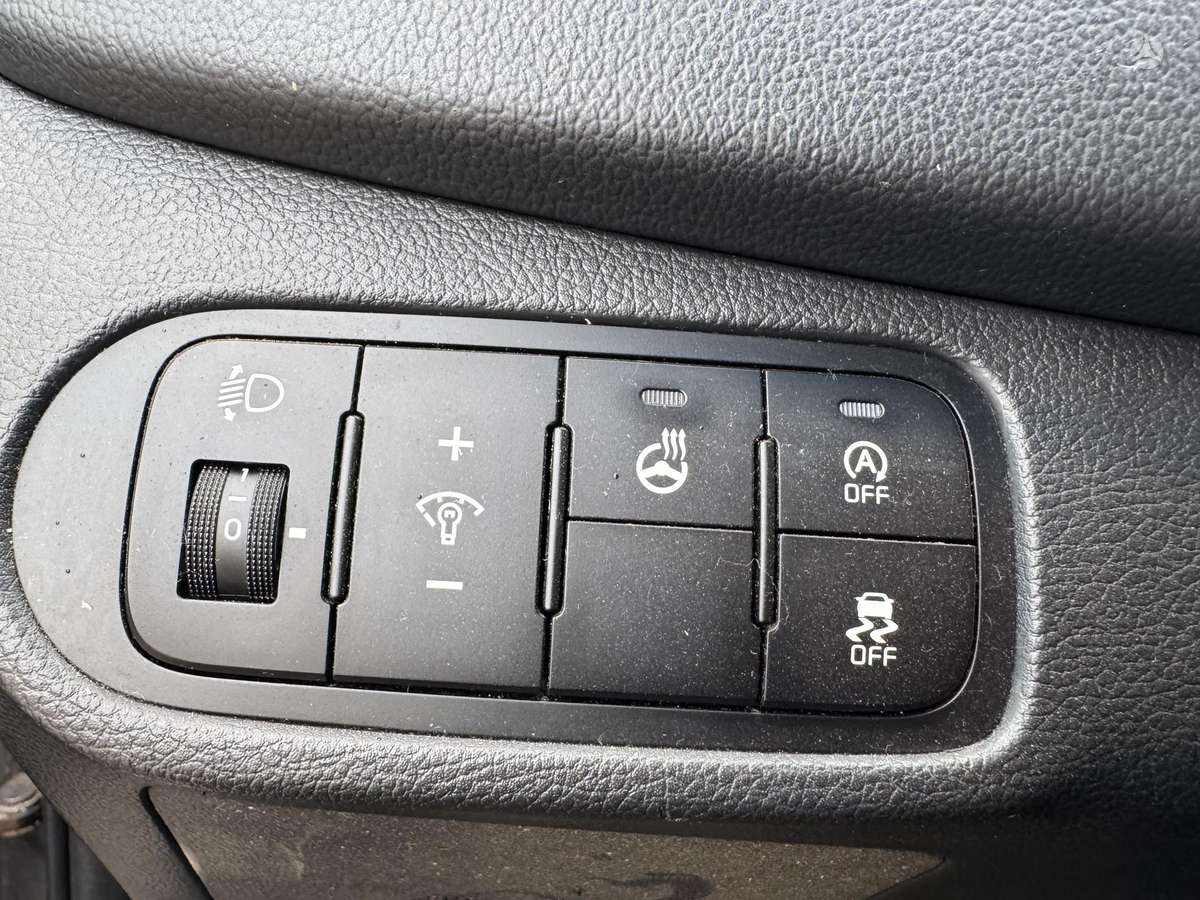 Kia Carens 2013 — photo 16