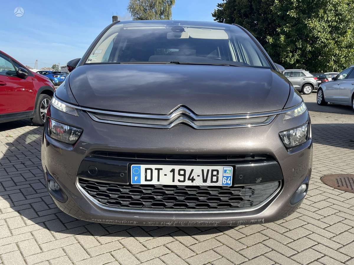 Citroen C4 2015 — вигляд ззаду