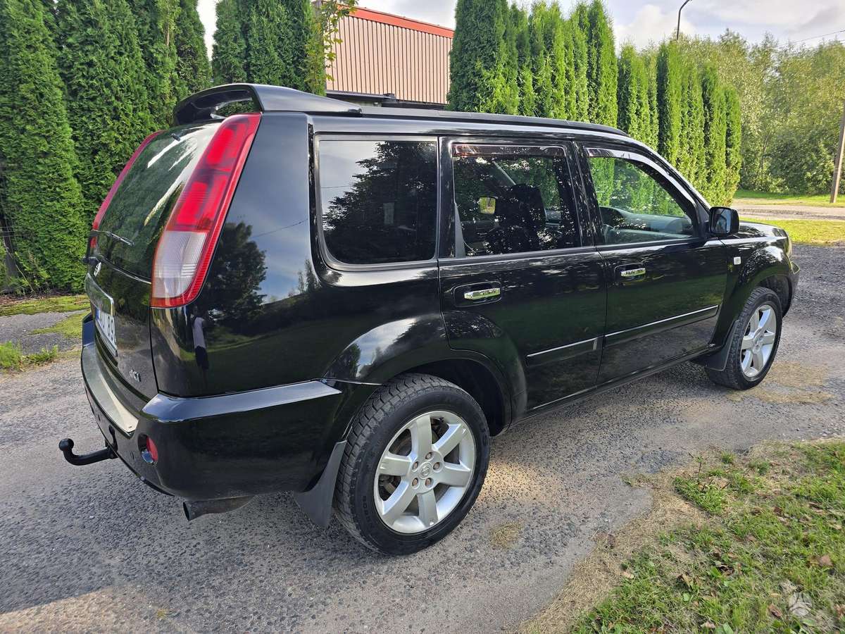 Nissan X-Trail 2006 — engine 2184 cm³, 136 HP (100kW)