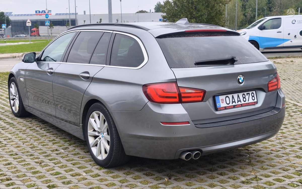 BMW 520 2010 — photo 7
