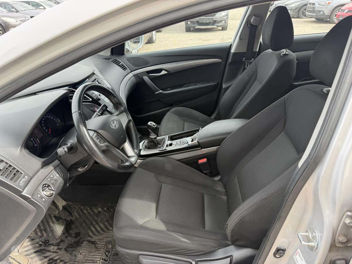 Hyundai i40 2012 — photo 10