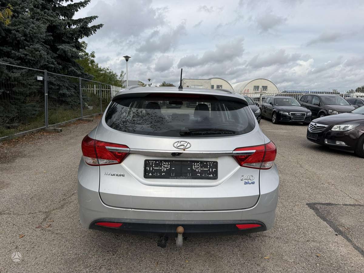 Hyundai i40 2012 — photo 6
