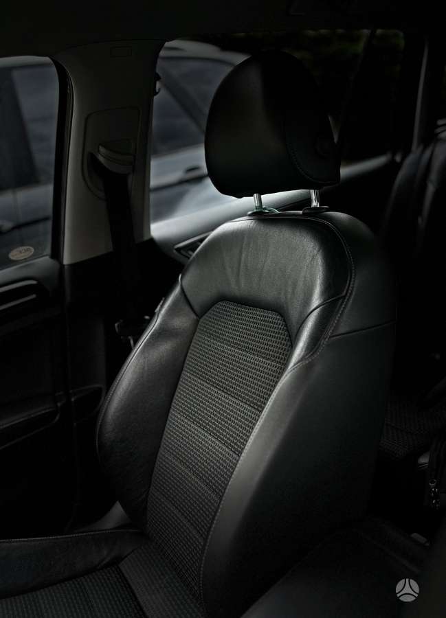 Volkswagen Golf 2014 — photo 10