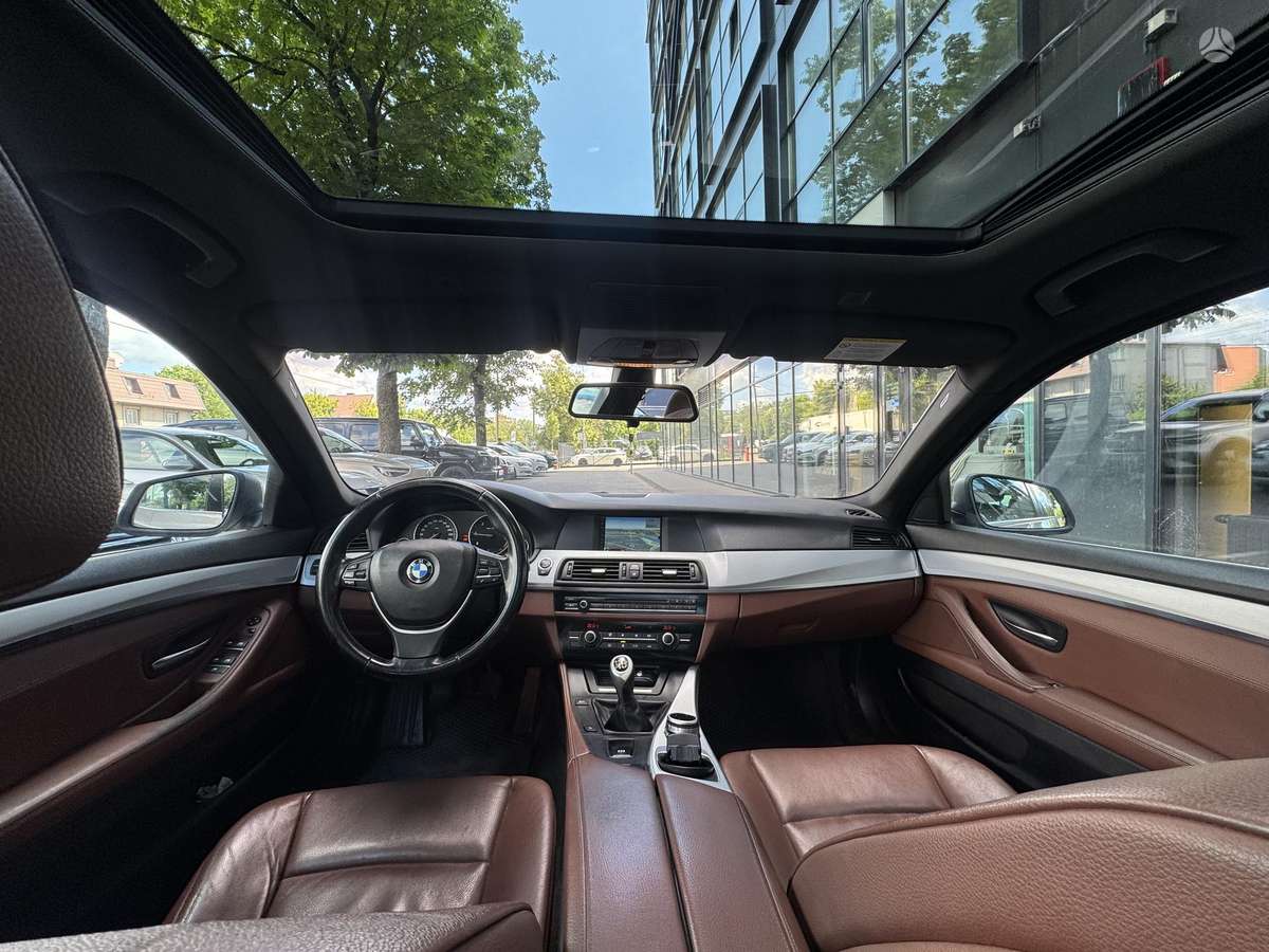 BMW 520 2011 — photo 7