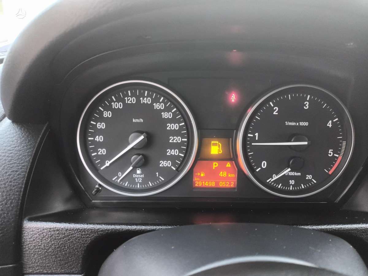 BMW X1 2012 — фото 13