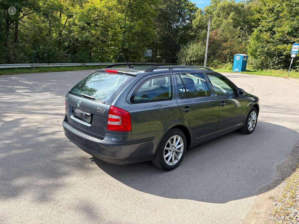 Skoda Octavia 2008 — двигун 1968 cm³, 140 HP (103kW)