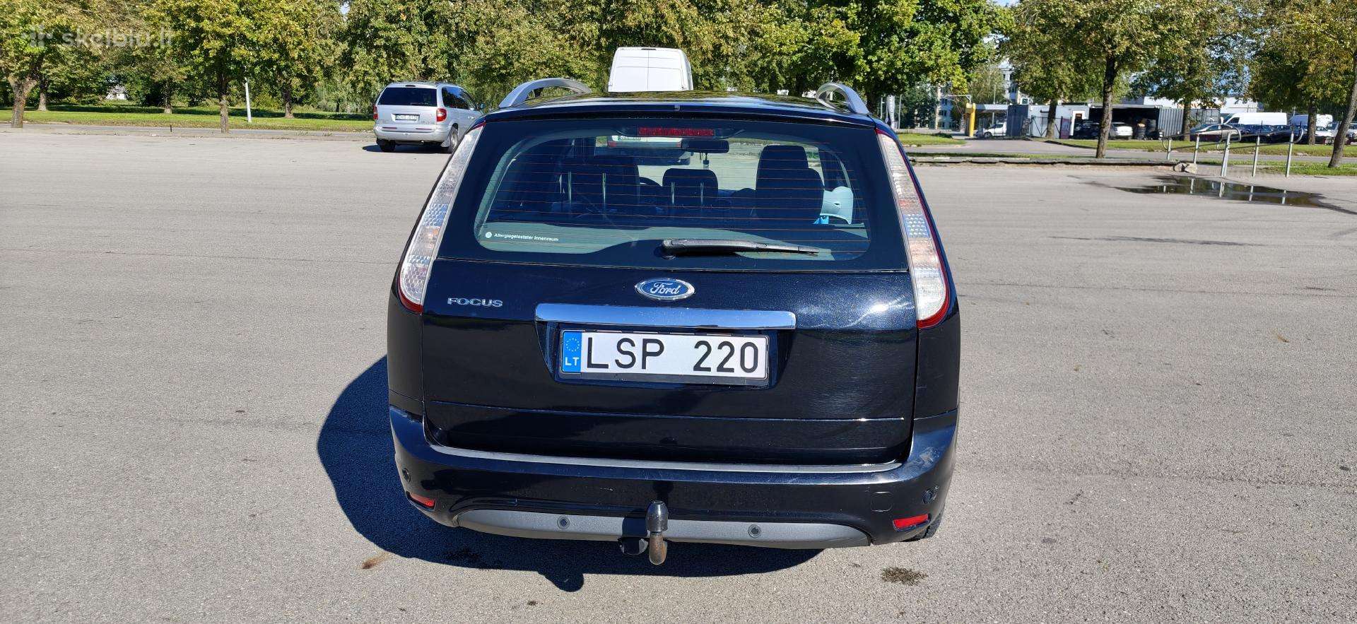 Ford Focus 2009 — photo 8