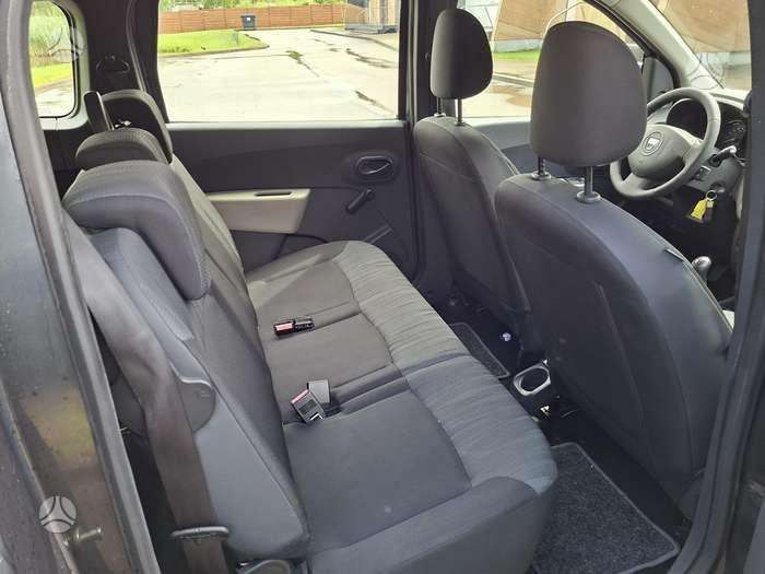 Dacia Logan 2014 — photo 12