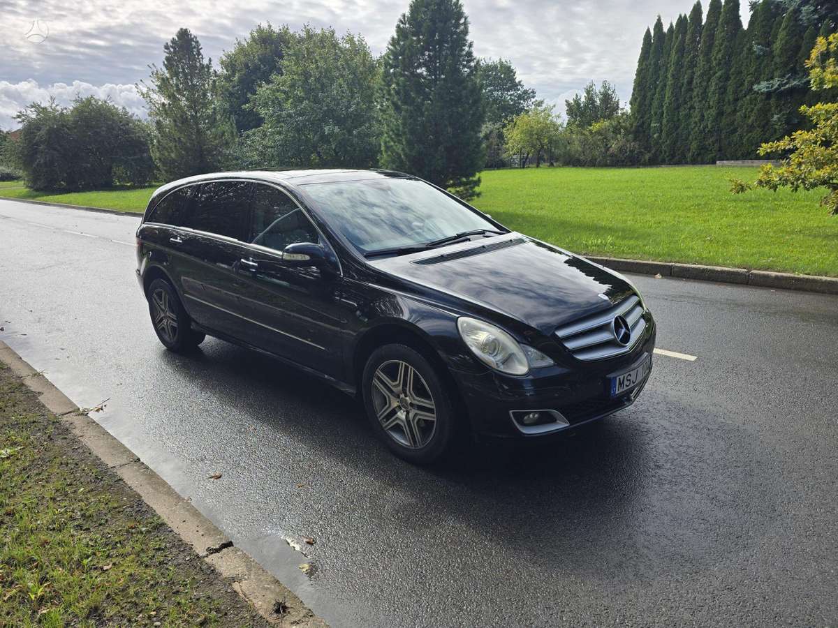 Mercedes-Benz R320 2006 — двигун 2987 cm³, 224 HP (165kW)