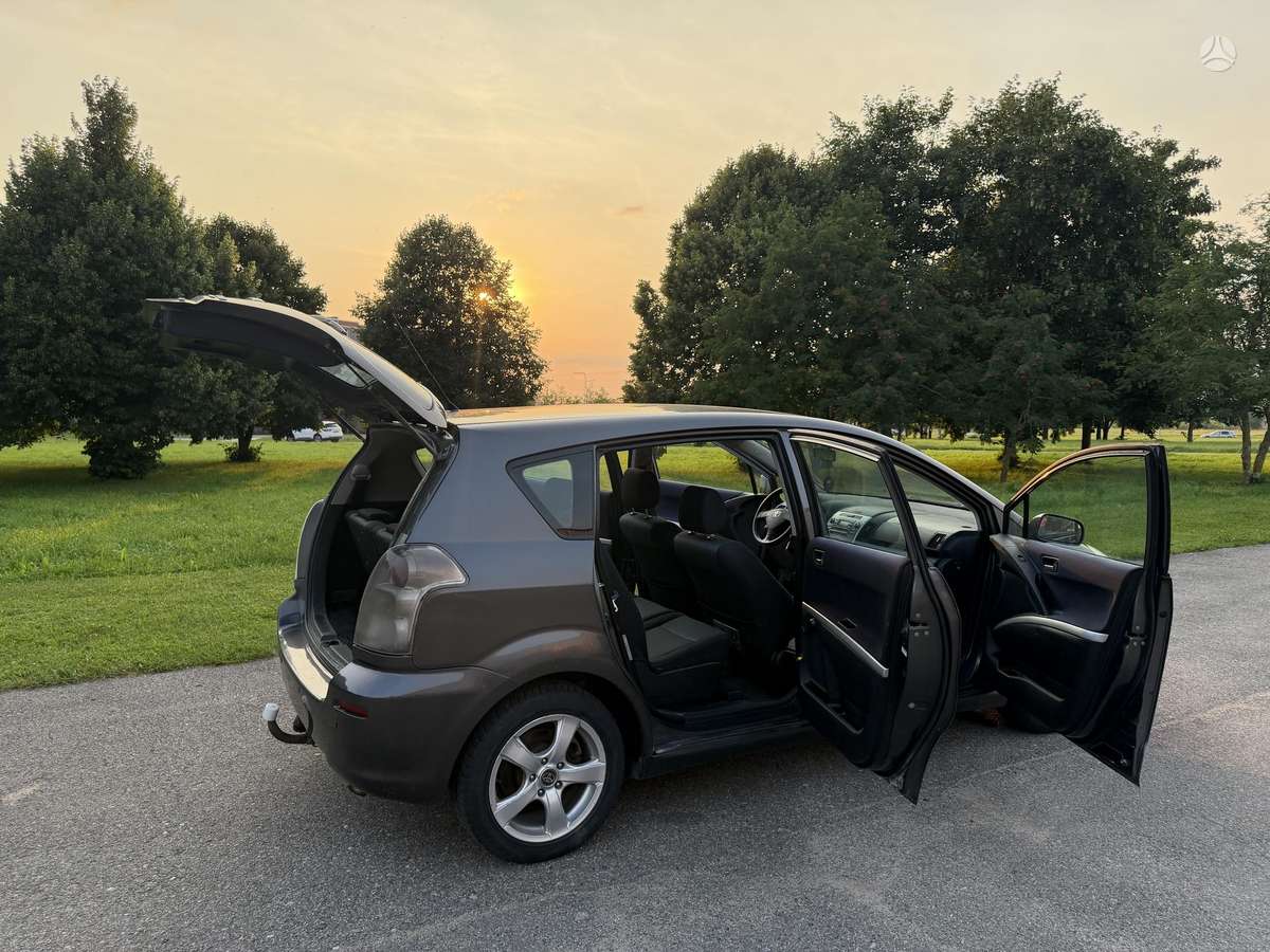 Toyota Corolla 2008 — photo 10