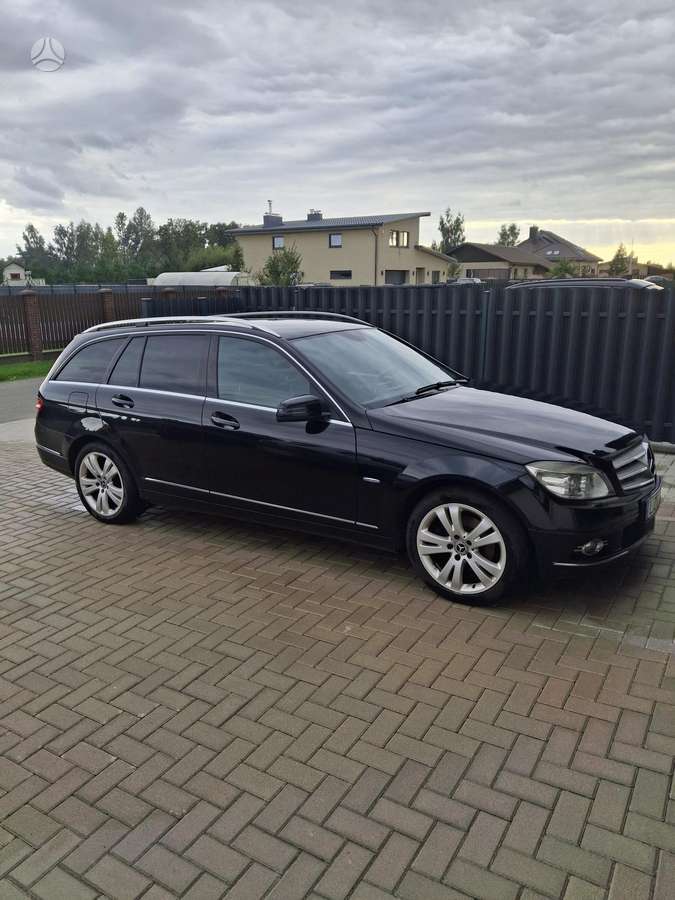 Mercedes-Benz C220 2010 — vehicle for AFU Ukraine