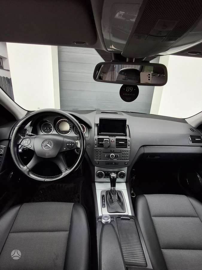 Mercedes-Benz C220 2010 — photo 6