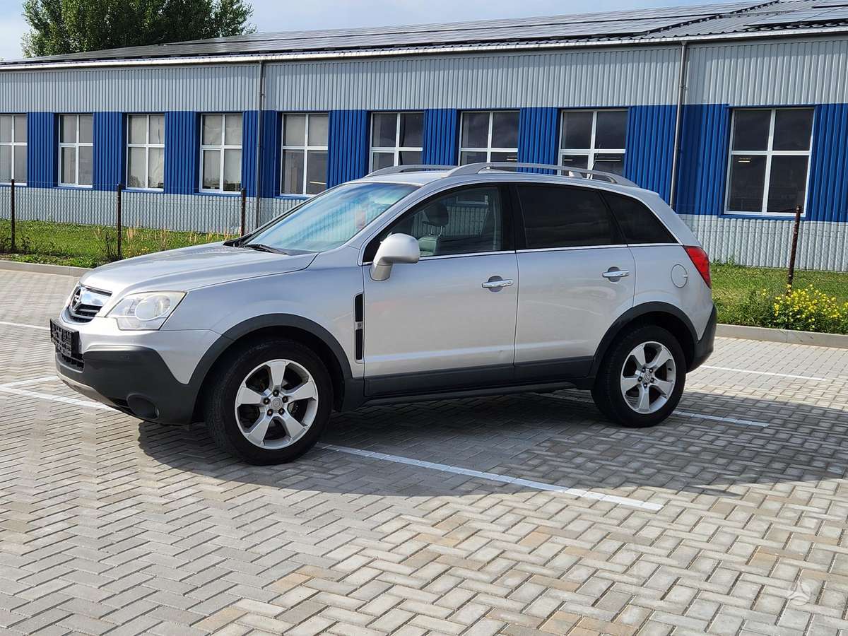 Opel Antara 2008 — photo 10