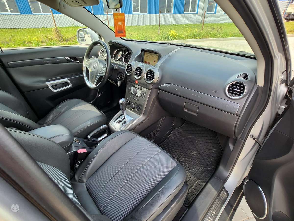 Opel Antara 2008 — photo 15