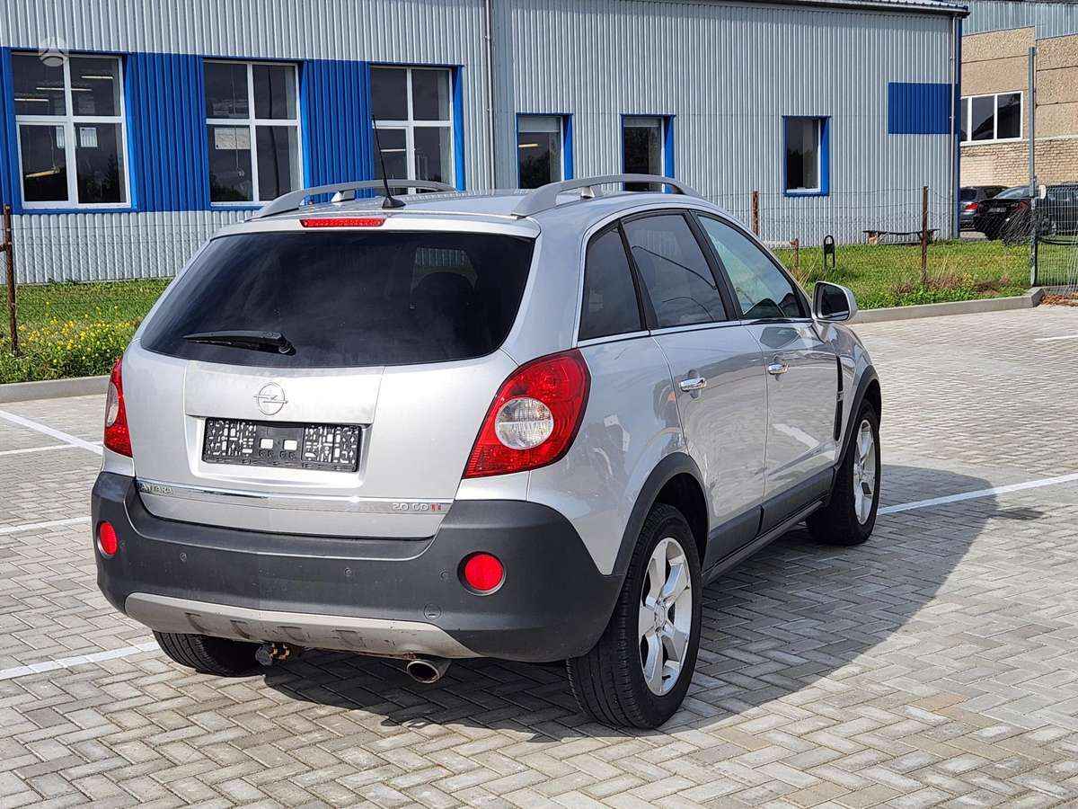 Opel Antara 2008 — interior