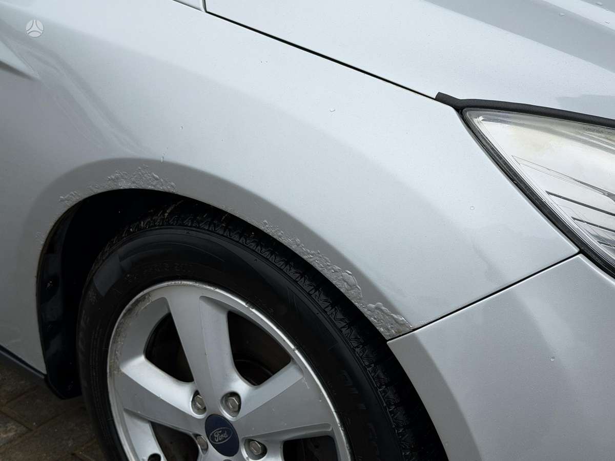 Ford Focus 2011 — photo 14